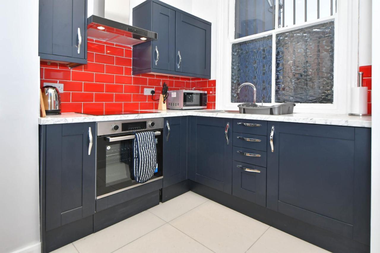 Westport Road Apartment Stoke-on-Trent Exterior photo